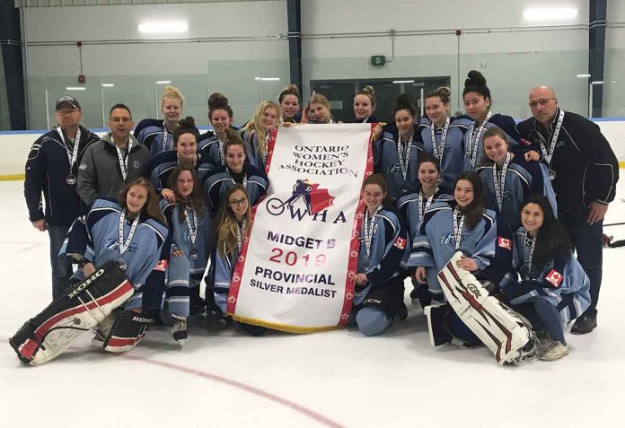 Thunder Bay women's hockey brings home silver medal