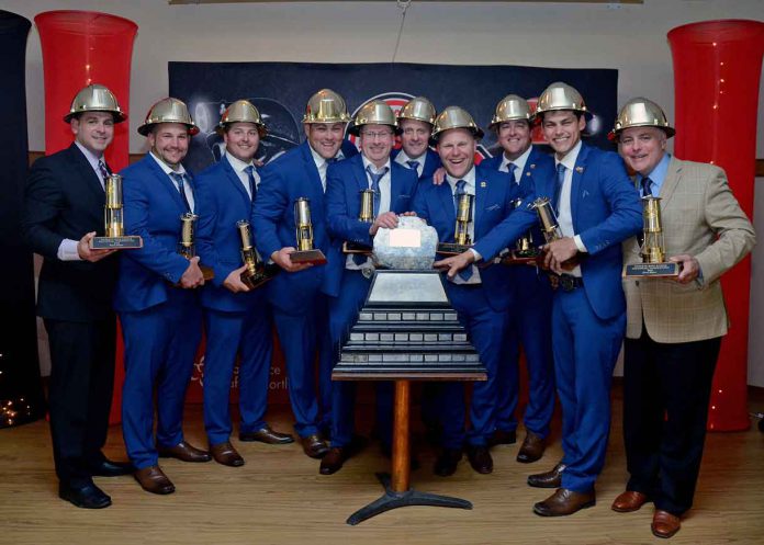 The Windsor Salt mine rescue team consisted of: Captain Adam Schraeder, #2 Al Gernon, #3 Dillon Perry, #4 Joe Schraeder, Vice-captain Phillip Schraeder, #6 Ethan Kirby, Briefing Officer Matt Stefanic