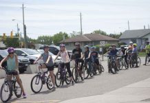 Safe Cycling Thunder Bay offers Free Online Training Courses Grade 6 students at Edgewater Park Public School prepare to go on a group ride.