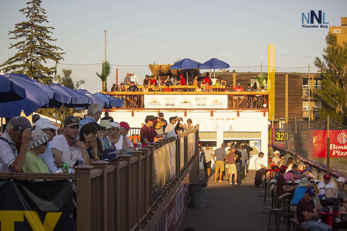Gateway Casino Party Deck and Landmark Inn Tiki Bar at Border Cats games