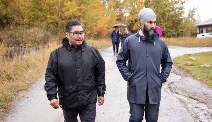 Chief Rudy Turtle and Jagmeet Singh campaign in Grassy Narrows