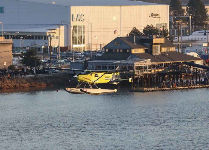 The world's first fully electric commercial aircraft takes flight. The Harbour Air ePlane is magnified by the magniX magni500, a 750-horsepower electric propulsion system.