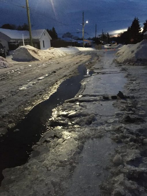 Water Main Break on Otto Street - January 21 2020 - Photo NetNewsLedger Newshawk