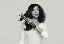 What to Do When You Can’t Get in With Your Favorite Hairdresser (and Still Want Great Hair) The Dyson Corrale™ straightener uses patented Dyson flexing plates that shape to gather hair, delivering enhanced styling with half the damage¹, while also being cord-free. Users are able to achieve outstanding style anywhere, at any time – quicker.