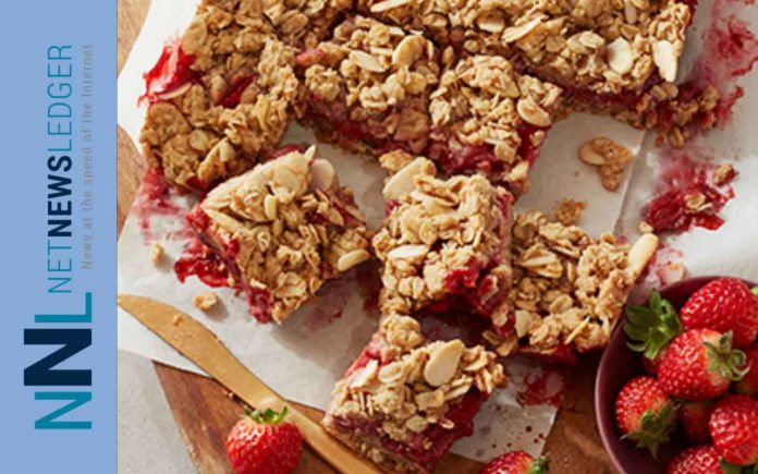 Strawberry Oatmeal Squares