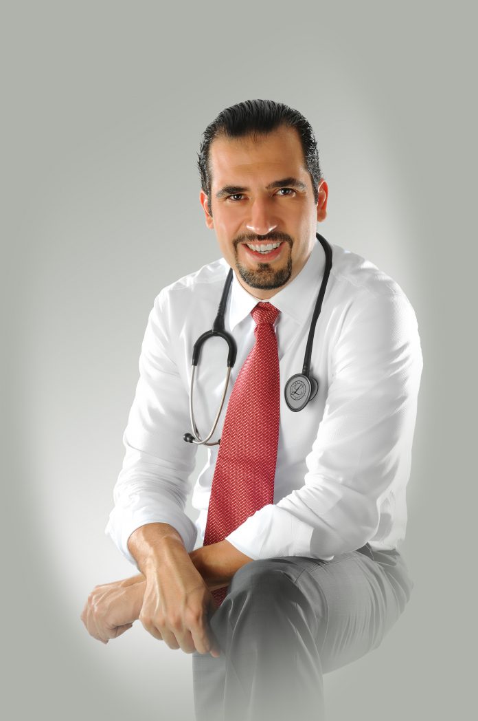 Dr. Guillermo Alvarez
