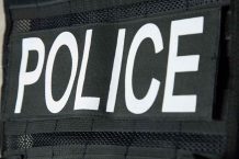 Police-_t20_XQQomz