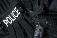 gun-police-cop-vest-bulletproof-law-enforcement_t20_9JJ202
