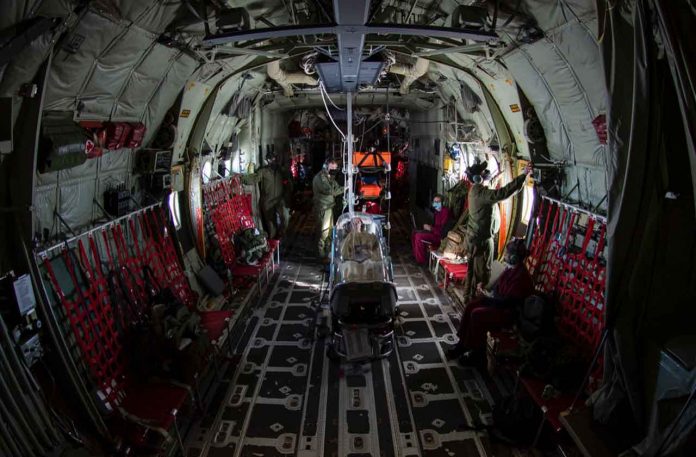 Because of its relatively small size, the Aeromedical Single Isolation Bio-containment Unit can be used in most of the RCAF’s aircraft, including the CC-177 Globemaster, CC-150 Polaris, CC-130 H/J Hercules, CP-140 Aurora, CH-147F Chinook, CH-149 Cormorant and CH-148 Cyclone. PHOTO: Private Natasha Punt