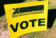 vote-sign-for-elections-canada-26LNUEJ