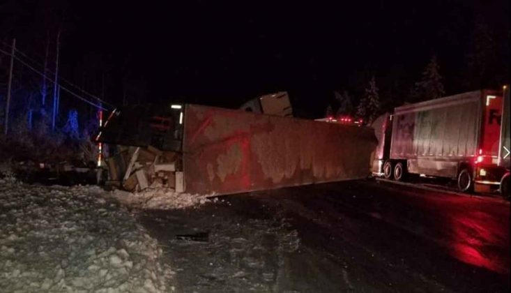 Transport Truck Accident Highway 17 Near Highway 102 - Nov 12 2021 - Facebook