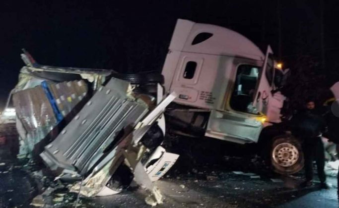 Transport Truck Accident Highway 17 Near Highway 102 - Nov 12 2021 - Facebook