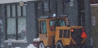 February 21, 2026: Thunder Bay Weather — Flurries Today, Light Snow Tonight, Sharp Cold by Sunday Night April 18, 2022 - Sidewalk Plow Snow Clearing in Downtown Waterfront District