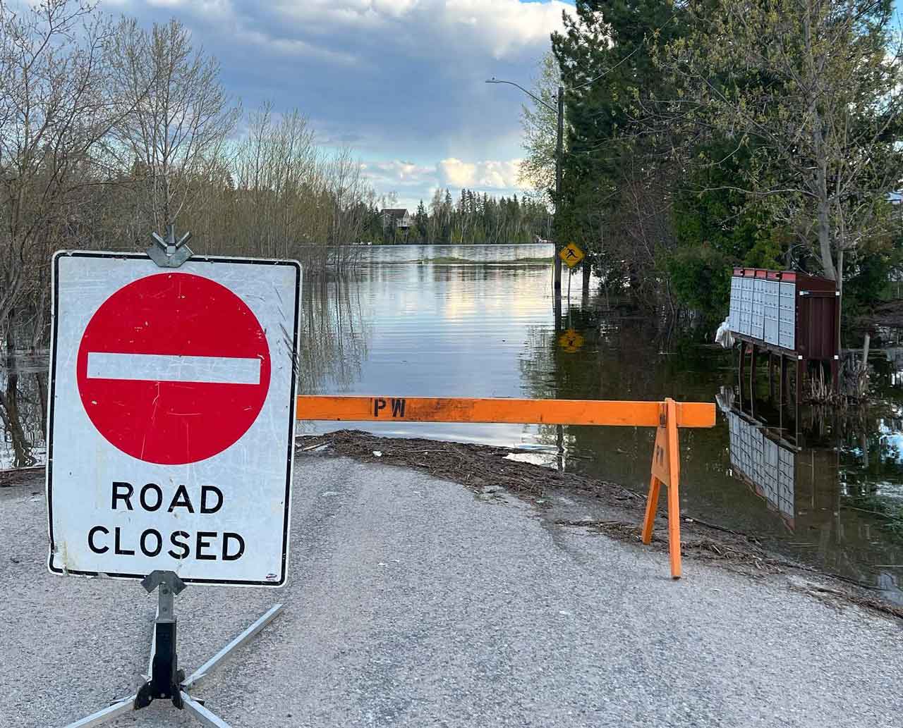 Road Closed in Sioux Lookout