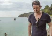 How Top-Selling Published Author John Holowaty Is Winning Hearts of People John Holowaty