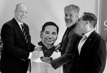 Legendary Trader Luiz F. Costa Macambira Honored by Renowned Artist Macron Marin at 17th Top Marques