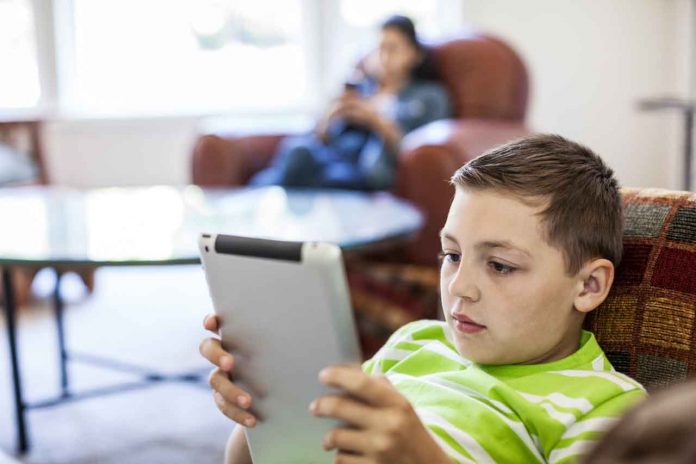 eeping Kids Safe Online: A Parent's Guide