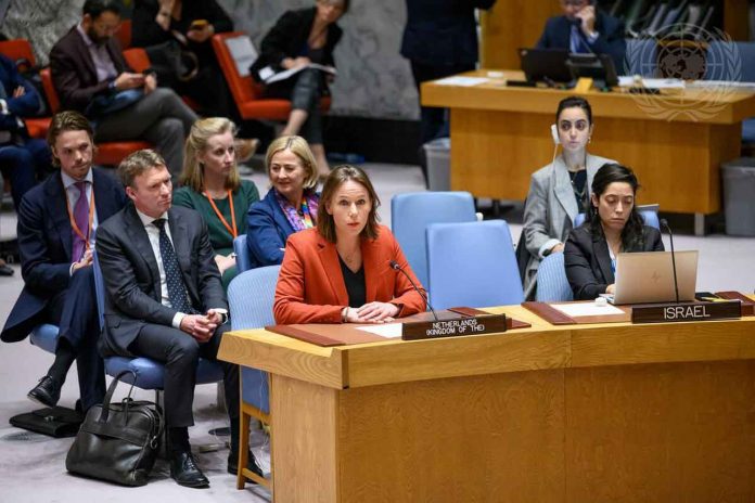 Hanke Bruins Slot, Minister for Foreign Affairs of Netherlands, addresses the Security Council meeting on the situation in the Middle East, including the Palestinian question.