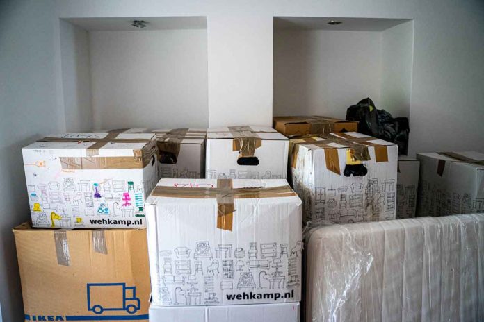 What to Expect When Movers Pack For You