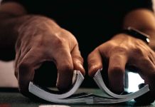 Former US Marine Wins Prize to Play at Inaugural WSOP Paradise Event cards