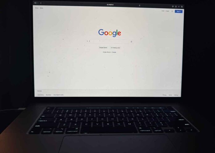 Macbook on Google