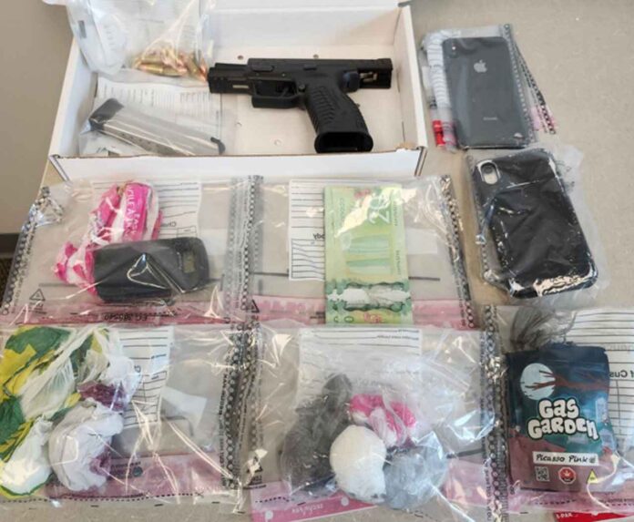 OPP Image of drugs, cash and gun seized on Brock Street in Thunder Bay