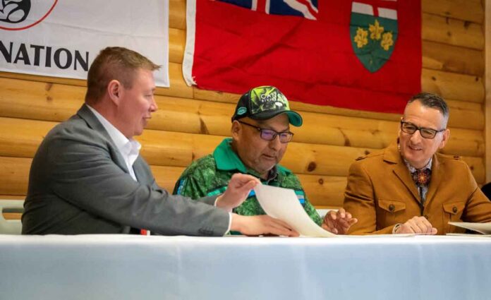 Indigenous leadership and the Government of Canada, Minister Greg Rickford announced announced the successful settlement of a tripartite negotiation between the Naicatchewenin First Nation, the Government of Canada and the Province of Ontario, regarding the Naicatchewenin Flooding Claim