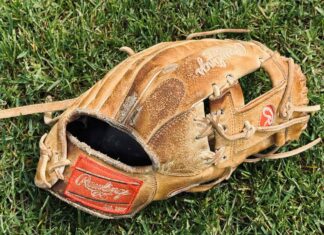 WORLD SERIES INCHES: DODGERS STUN JAYS IN LEGENDARY GAME 7 THRILLER, 5–4 (11) Thunder Bay Border Cats Baseball