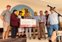 North Star Air Celebrates Revenue Sharing Success with Ebamatoong First Nation North Star Air cheque presentation to Chief and Council