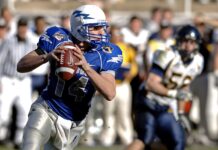 How Do Traditional Sportsbooks Compare With Online Betting Platforms Image by WikiImages from Pixabay