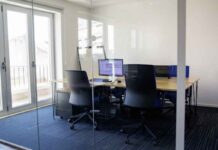 Best Waterproof & Stain-Resistant Reception Desk Finishes tempered glass