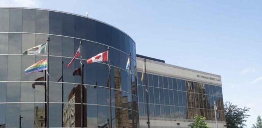 Thunder Bay City Services Resume While Regional Wildfire Response Continues 500 Donald Street, Thunder Bay City Hall