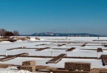 City Launches ‘What Makes Thunder Bay Great’ Storytelling Contest — Residents Invited to Share Thunder Bay Waterfront Park with ice in boat docks