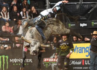 Grayson Cole wins second PWVT title as Daniel Keeping dominates Corpus Christi Finals PBR