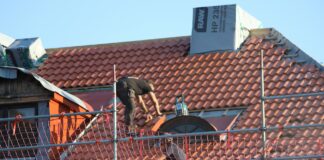 7 Warning Signs Your Roof Needs Repair Right Now Photo by Christer Lässman on Unsplash