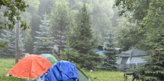 Ontario opens Brampton HART Hub while Thunder Bay’s NorWest-led hub offers local recovery services Homeless encampment in Thunder Bay along McVicars Creek