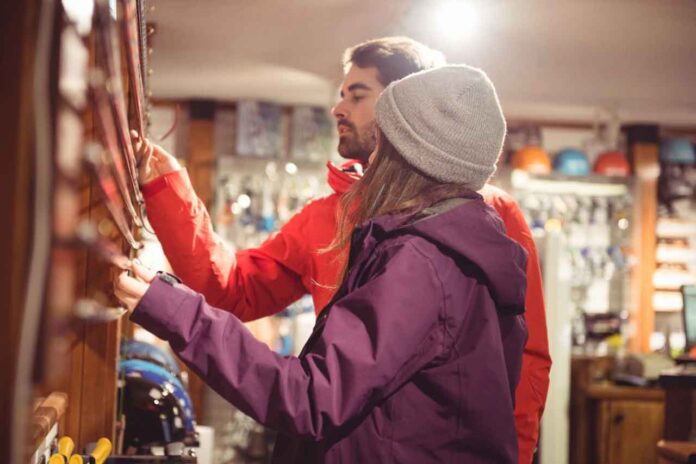 Couple shopping Couple shopping