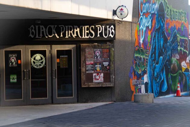 Black Pirates Pub in the Waterfront District