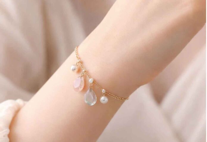 Permanent bracelets, also known as forever bracelets, are delicate chains that are custom-sized to someone's wrist