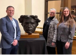 Thunder Bay Community Auditorium unveils bust of Ludvig van Beethoven as part of 40th Anniversary Celebrations A bust of Ludvig van Beethoven was generously donated to the TBCA by the Browne family. From left to right: Andrew Edwards, Acting General Manager, TBCA, Sylvie Browne, Aurora Browne.