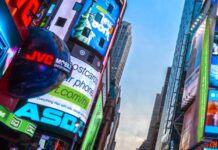 The Surprising Power of Reaching People When They Are Already on the Move Advertising