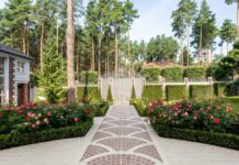 Top 5 Driveway Interlocking Contractors in the GTA Interlocking stone, when installed correctly, does neither. It flexes with seasonal ground movement, allows for targeted repairs without full replacement