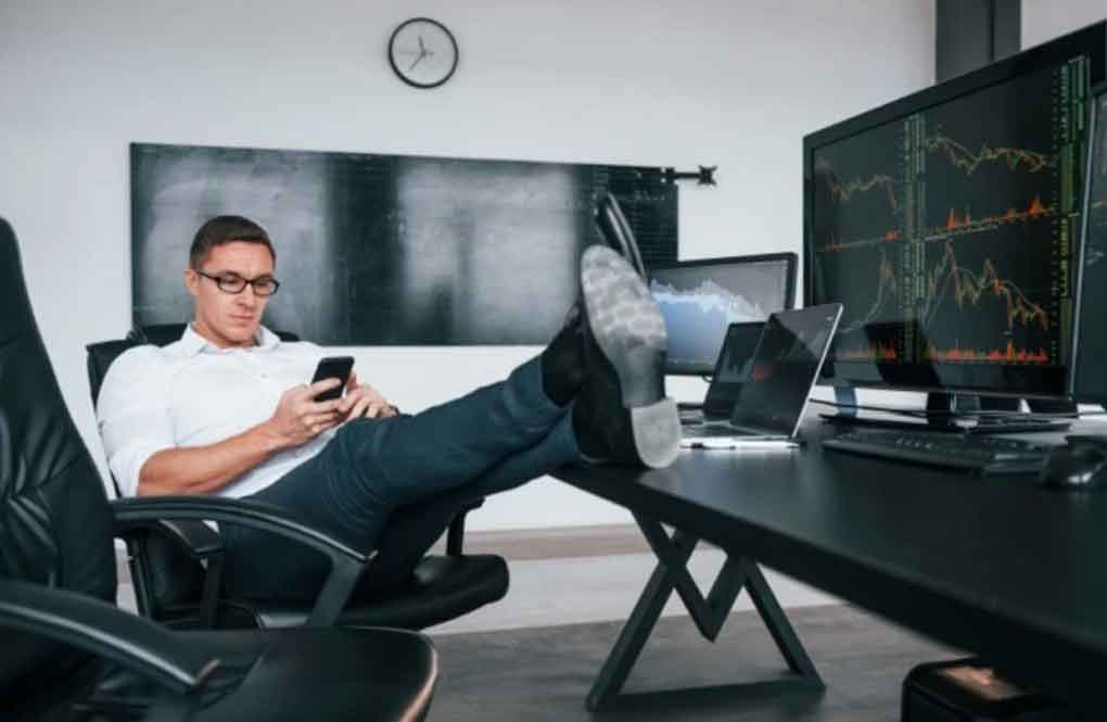 Meridian Capital (meridiancapital.us.com) is a successful financial broker. Clients are satisfied with their trading results and leave positive reviews about the broker online