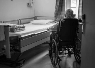 Nursing Home Neglect: What Families Should Know https://unsplash.com/photos/a-person-in-a-wheelchair-in-a-room-fUBZHfDAVmc?utm_source=unsplash&utm_medium=referral&utm_content=creditShareLink