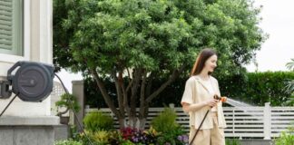 Wall-Mounted vs. Ground-Mounted Hose Reels: Which One Is Right for Your Yard? reel mount garden hose