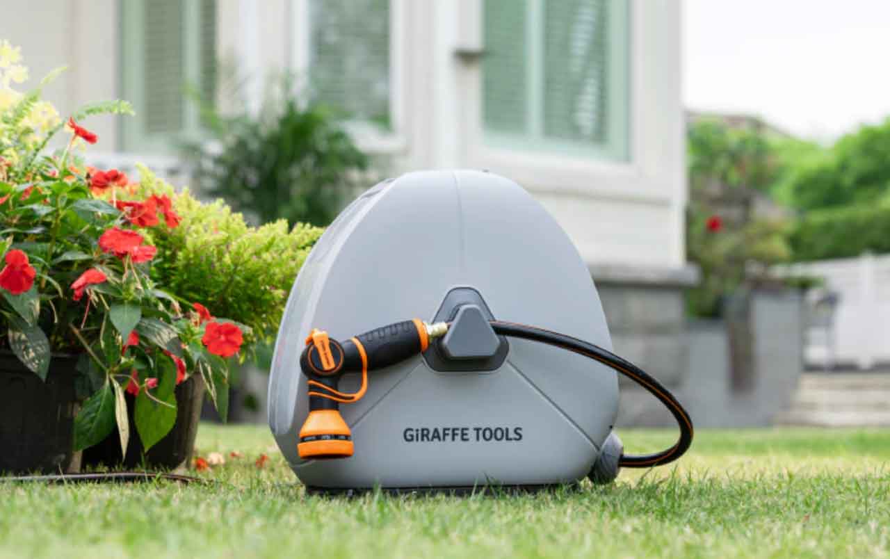 ground mount giraffe garden hose