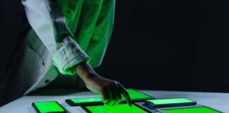 How Artificial Intelligence Is Changing Everyday Work Across Canada Artificial intelligence no longer belongs only to research labs or large technology projects. People across Canada now use AI during ordinary workdays in offices, classrooms, hospitals, farms, warehouses, and public services