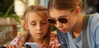It’s Time to Get Your Kids Off Social Media, and Here’s How to Do It It’s Time to Get Your Kids Off Social Media, and Here’s How to Do It