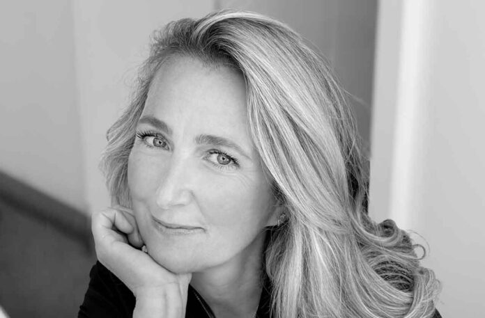 Belle Burden, the #1 New York Times bestselling author of Strangers: A Memoir of Marriage has joined speakers bureau Belle Burden, the #1 New York Times bestselling author of Strangers: A Memoir of Marriage has joined speakers bureau