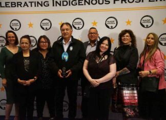Peter Collins Receives NADF Excellence in Leadership Award Peter Collins, CEO of Chi Mino Ozhitoowin LP, with the 2026 NADF Excellence in Leadership Award in Thunder Bay on October 22, 2026